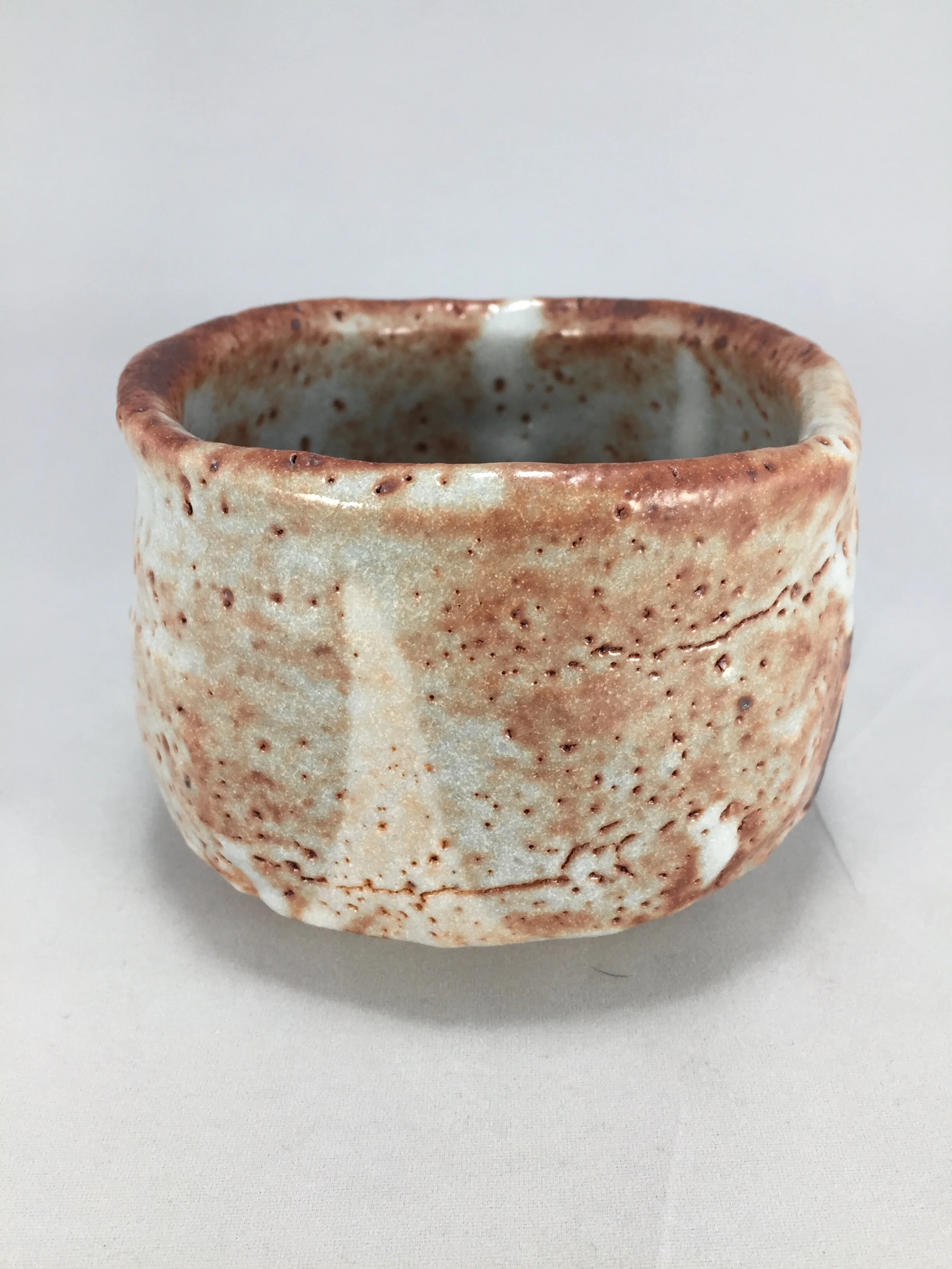 E-Shino Chawan by Okuiso Taigaku — CeramicARTyson